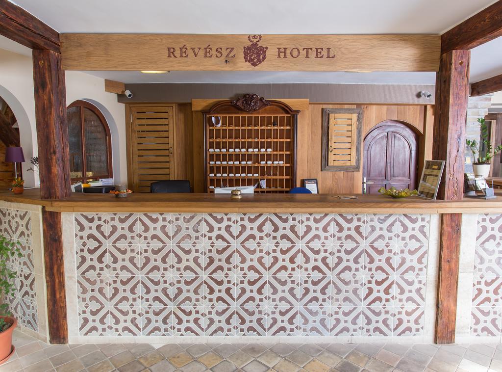 Revesz Hotel, Restaurant And Rosa Spa Gyor Luaran gambar